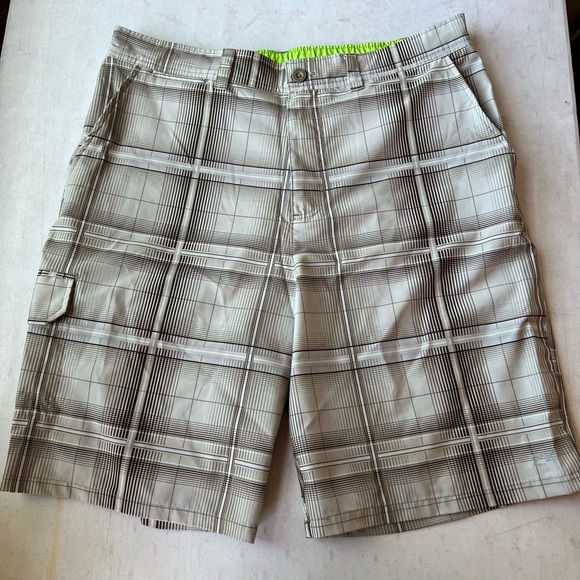 Mens Shorts - Picture 1 of 3